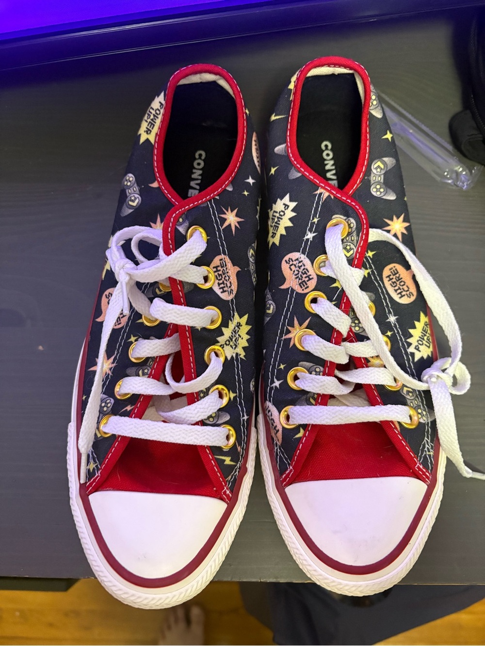 Converse